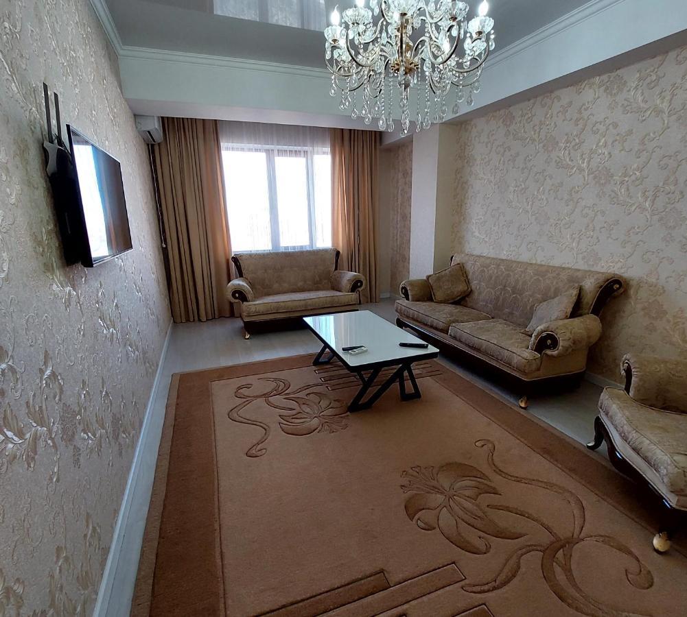 Elite Apartment In Street Mederova 50 Bishkek Esterno foto